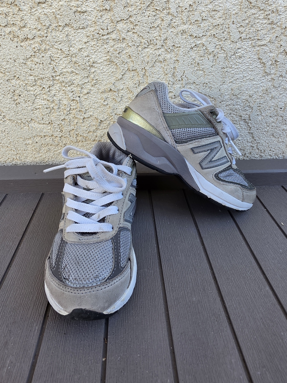New Balance 990v5 Gray Kids Sneakers - Size 11